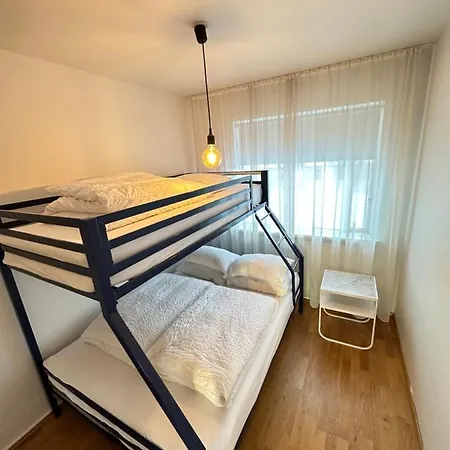 Modern And Centrally Located 3bedr In *